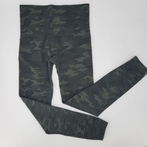 Spanx Look At Me Now Dark Green Camo Seamless High-Waisted Leggings Medium - Picture 3 of 9